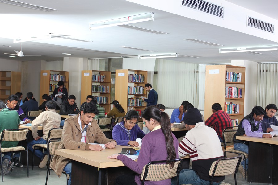 Amity University-Jaipur Gallery Photo 1 