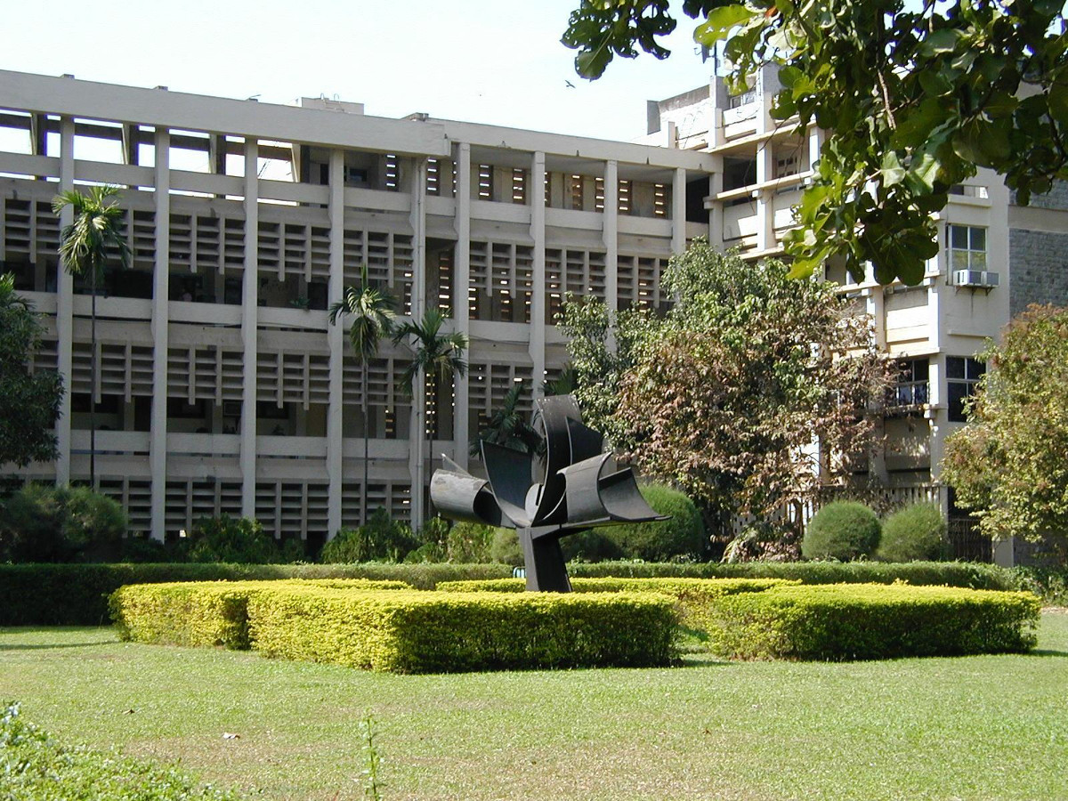 Indian Institute of Technology Bombay Gallery Photo 1 